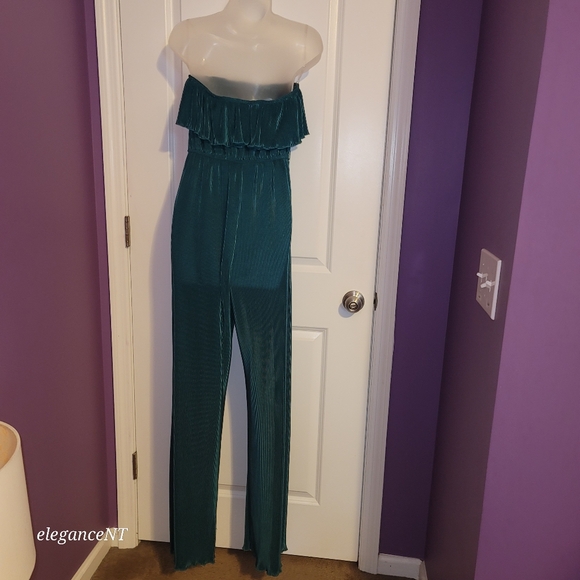 Fashion Nova Off Shoulder Teal Jumpsuit Sz: M - Picture 8 of 8